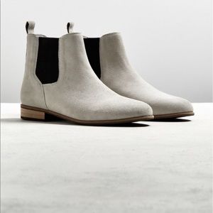 UO Suede Chelsea Boots